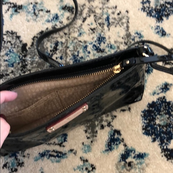 Like new Kate Spade crossbody - Picture 4 of 4